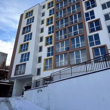 Очеретяна вул., (Будинок)