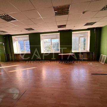 Межигірська вул., 82