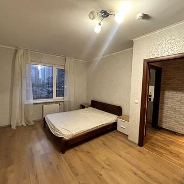 Бориса Гмирі вул., 14