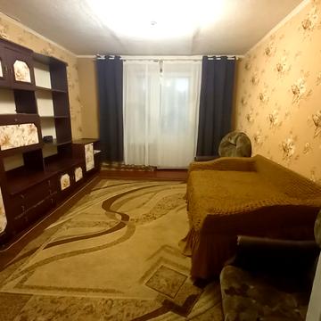 Семафорна вул., 42