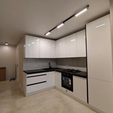 Смакули вул., (Будинок 7)