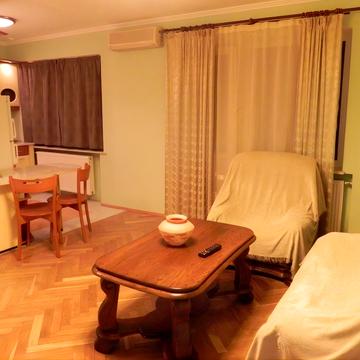 Лесі Українки бульв., 12