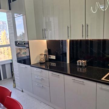 Жоліо Кюрі вул., 68