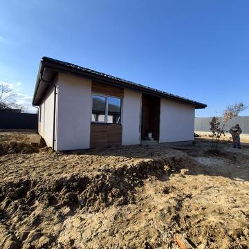 Остромирська вул.