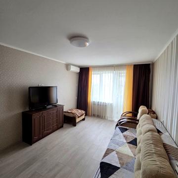 Жоліо Кюрі вул., 26