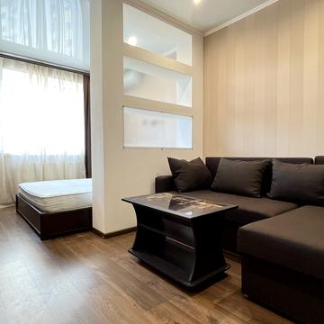 Василя Симоненка вул., 117