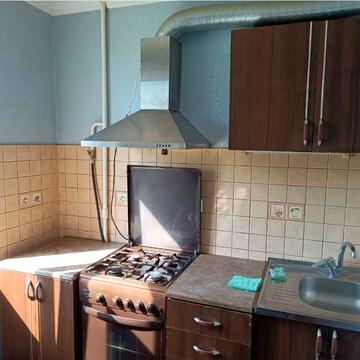 Озерна вул., 6