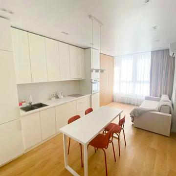 Євгена Сверстюка вул. (Марини Раскової), 6-В