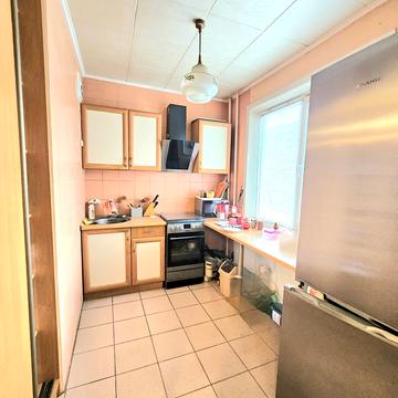 Золочівська вул., 30/1