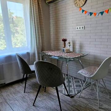 Мандриківська вул., 127