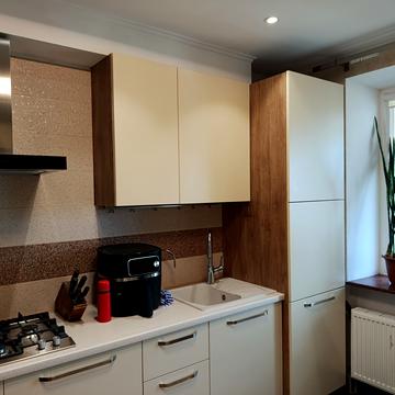 Молодіжна вул., 2/3Б