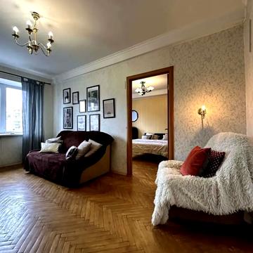 Велика Васильківська вул. (Червоноармійська), 85-87