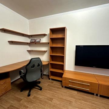 Бориса Гмирі вул., 18