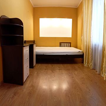 Олександра Поля просп. (Кірова), 50-А