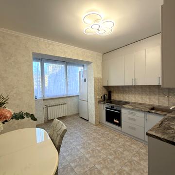 Червоної Калини просп. (Володимира Маяковського), 28