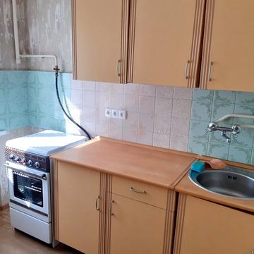 Вацлава Гавела бульв. (Івана Лепсе), 79