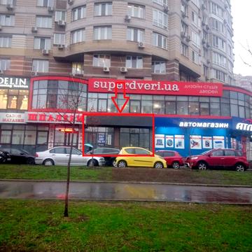 Анни Ахматової вул., 30