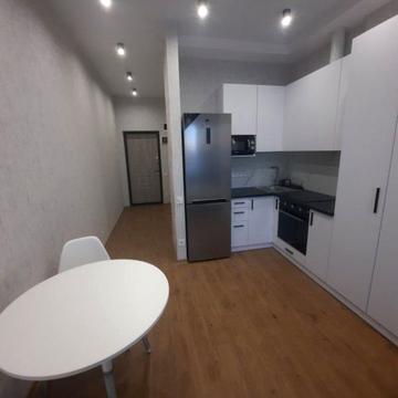 Полуничний пров., 24