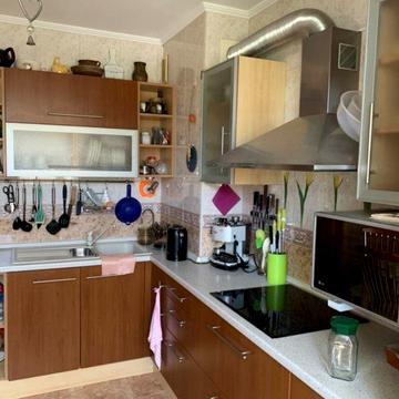 Євгена Чикаленка вул., 66б