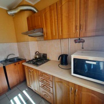 Академіка Корольова вул., 81/1