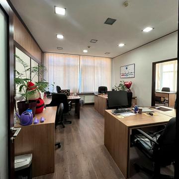 Шевченка просп., 12/2