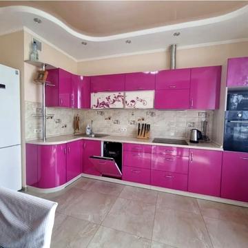 Середньофонтанська вул., 35