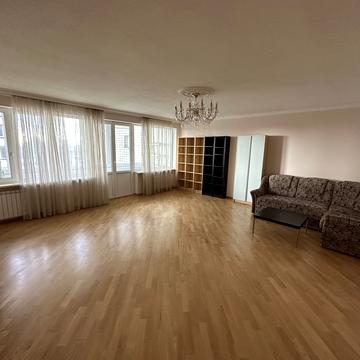 Михайла Омеляновича-Павленка вул. (Суворова), 13