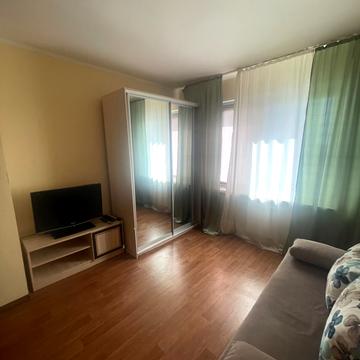 Бориса Гмирі вул., 16