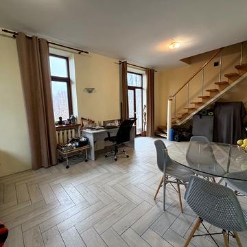 Катерини Білокур вул., 8