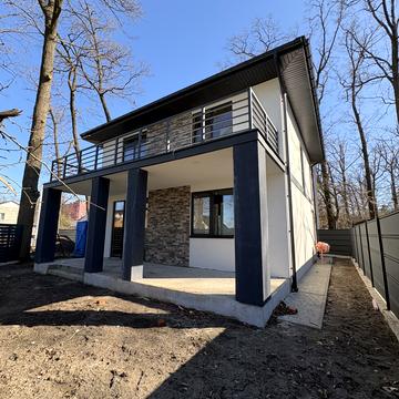 Академіка Ромоданова вул. (Льва Толстого)