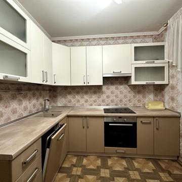 Академіка Заболотного вул., 66