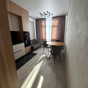 Краснова вул., (67 перлина)