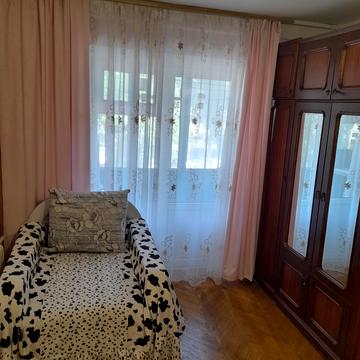 Кубанської України вул. (Маршала Жукова), 20