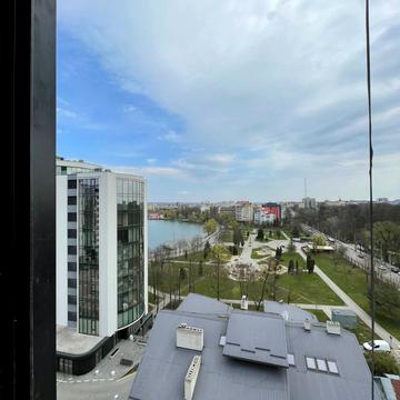 Гетьмана Мазепи вул., (Будинок 1)