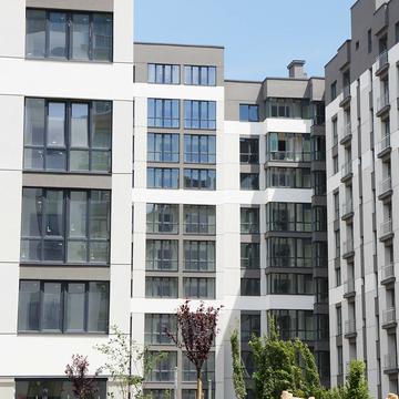 Олександра Довженка вул., (Будинок 15)