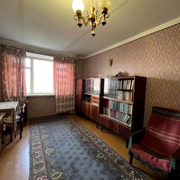 Валерія Гончаренка вул., 3