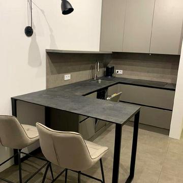 Золотоустівська вул., 25