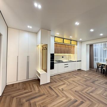 Приозерна вул., (Будинок 25)