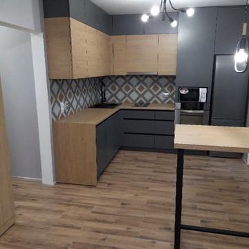 Вишняківська вул., 4