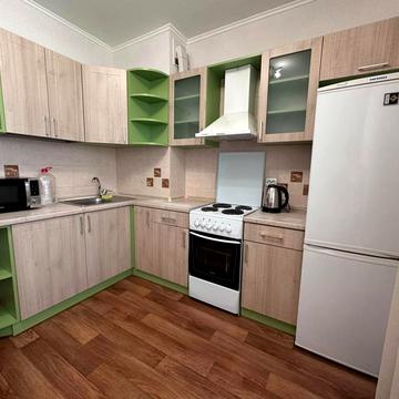 Григорія Ващенка вул., 3