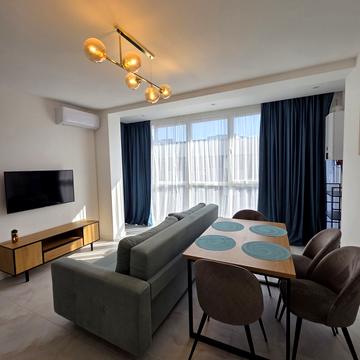 Степана Бандери вул., 77-Б