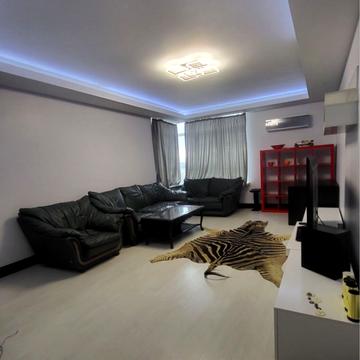 Валерія Лобановського просп. (Червонозоряний), 4-Г