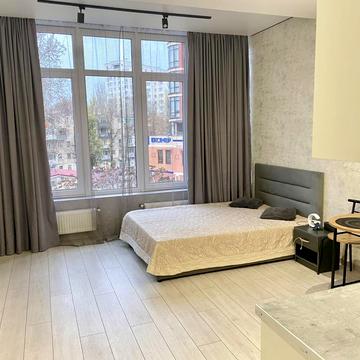 Сегедська вул., (Будинок)