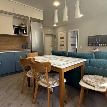 Яблунева вул., 11