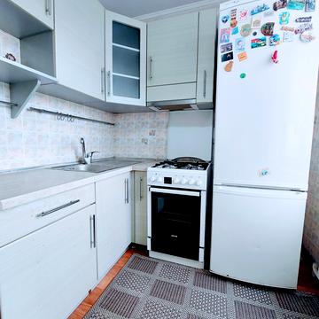 Миропільська вул., 3