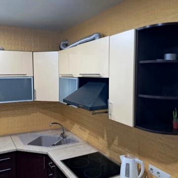 Боголюбова вул., 21