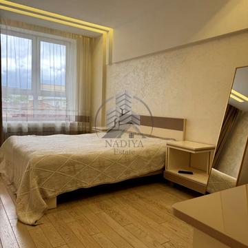 Вячеслава Чорновола просп. (), 1