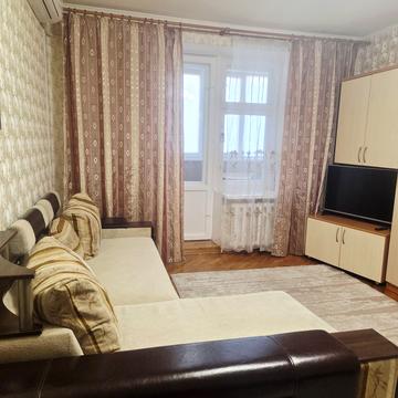 Алана Шепарда вул. (Суворова), 14