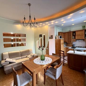 Сергія Нігояна просп. (Калініна), 22