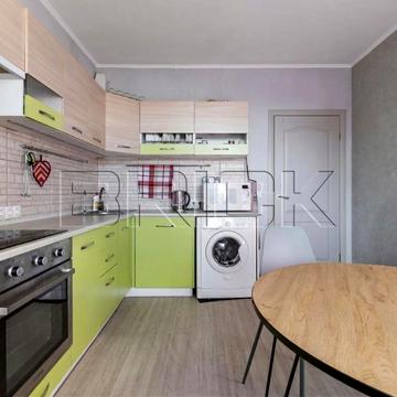 Бориса Гмирі вул., 16А